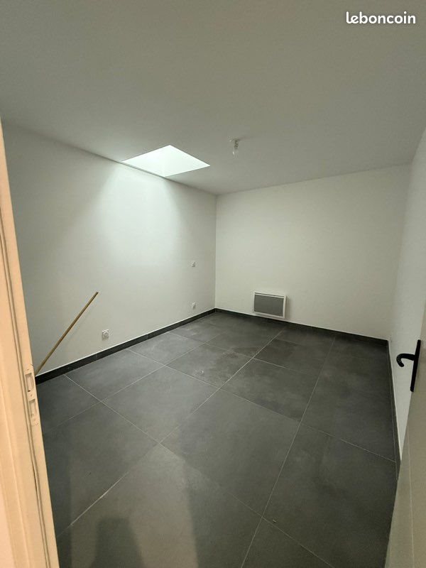 Appartement à louer, 75m², Saint-Privat-des-Vieux