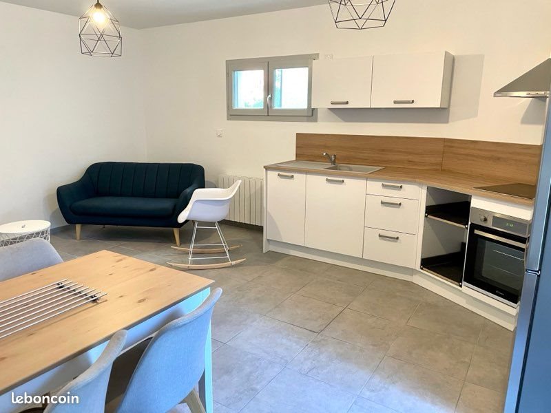 Appartement à louer, 46m², Saint-Genis-Laval