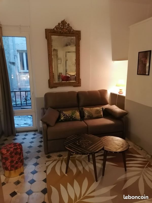 Appartement à louer, 24m², Nîmes