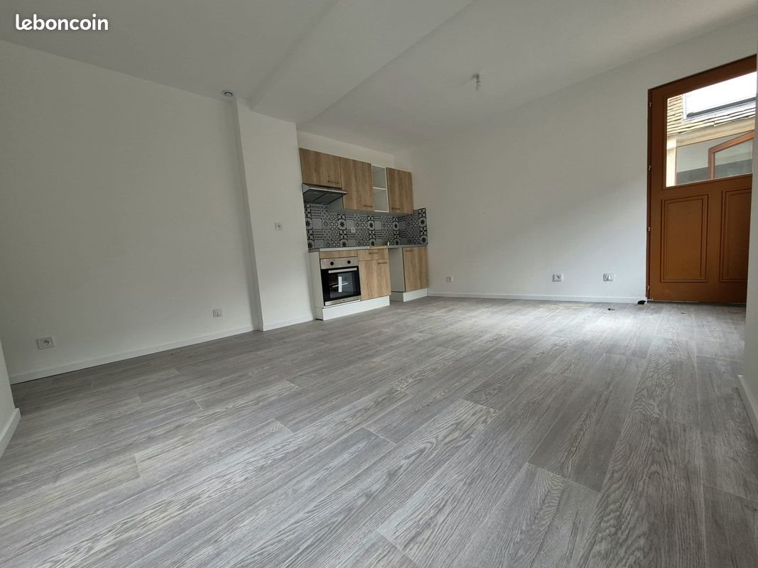 Appartement à louer, 43m², Pont-sur-Yonne