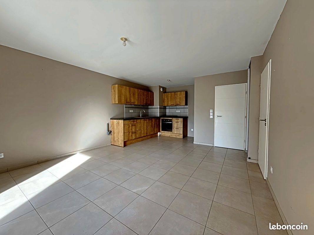 Appartement à vendre, 45m², Rousset