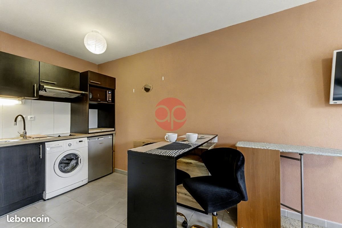 Appartement à louer, 33m², Saint-Geniès-Bellevue