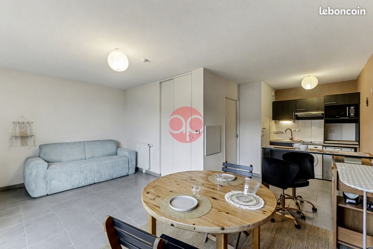 Appartement à louer, 33m², Saint-Geniès-Bellevue