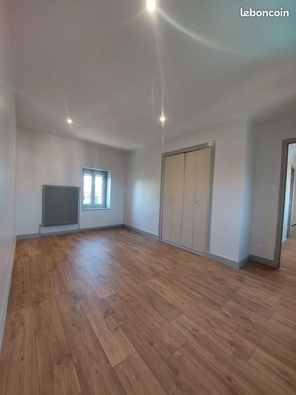 Appartement à louer, 93m², Montbrison