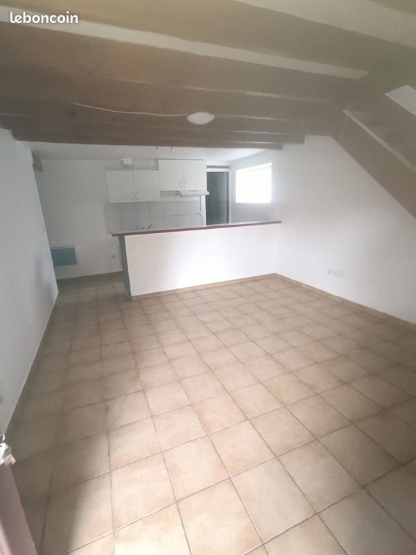 Appartement à louer, 60m², Saint-Valérien