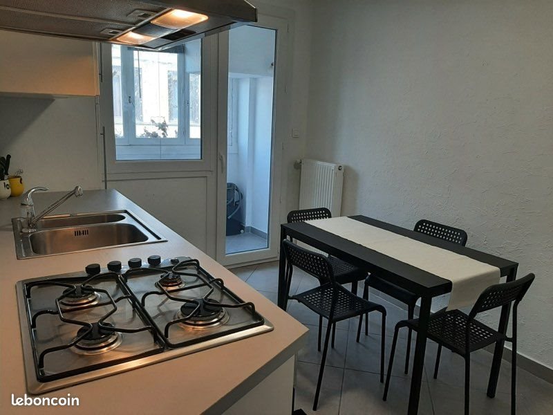 Appartement à louer, 59m², Saint-Etienne