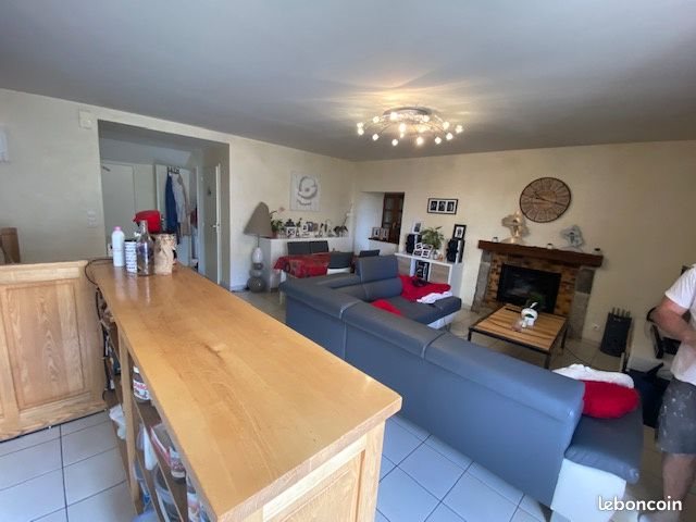 Appartement à louer, 60m², Montpeyroux