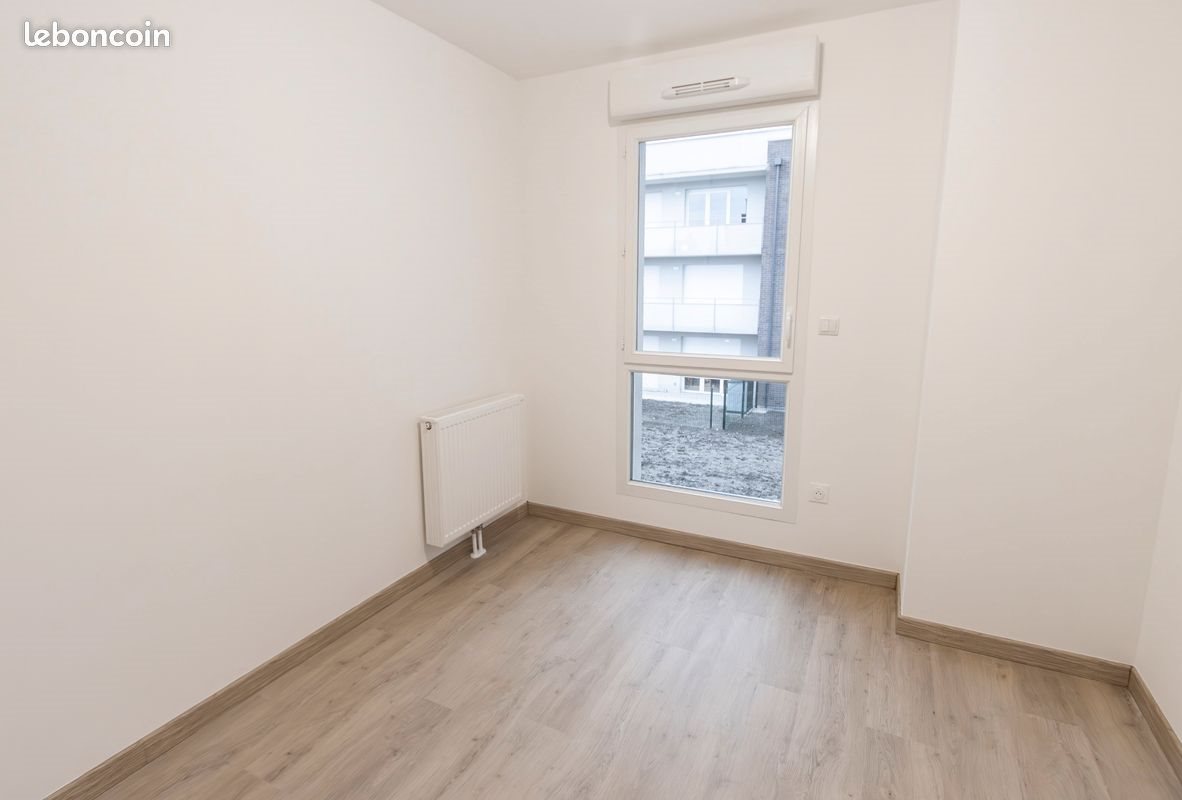 Appartement à louer, 81m², Petite-Forêt