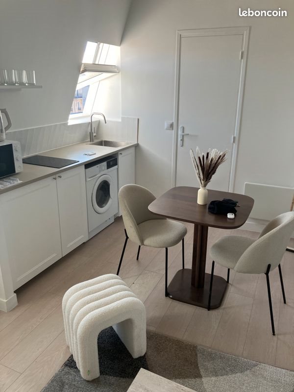 Appartement à louer, 17m², Paris 11ème