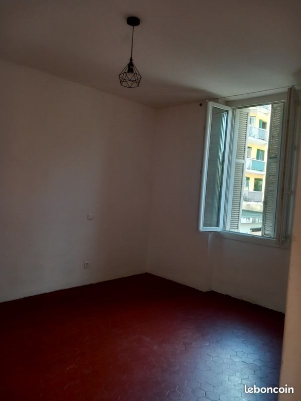 Appartement à louer, 70m², Ajaccio