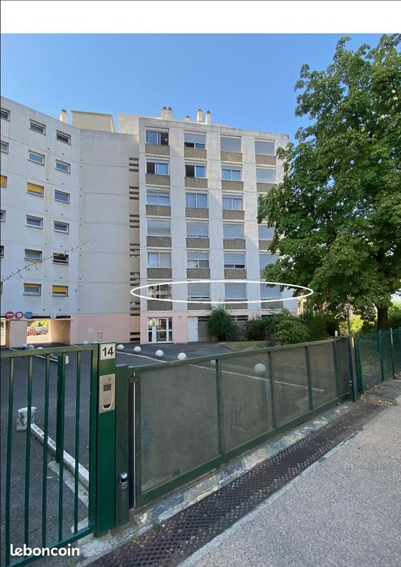Appartement à louer, 80m², Lyon 8ème