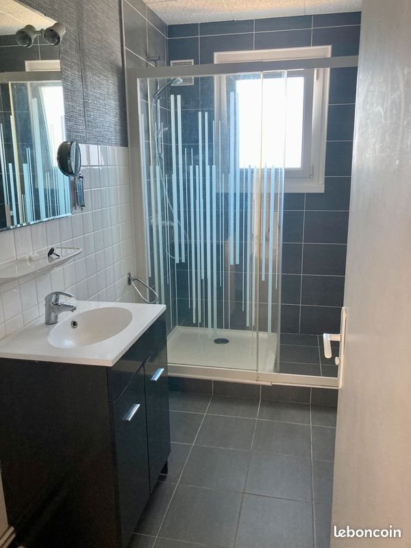 Appartement à louer, 76m², Caudan