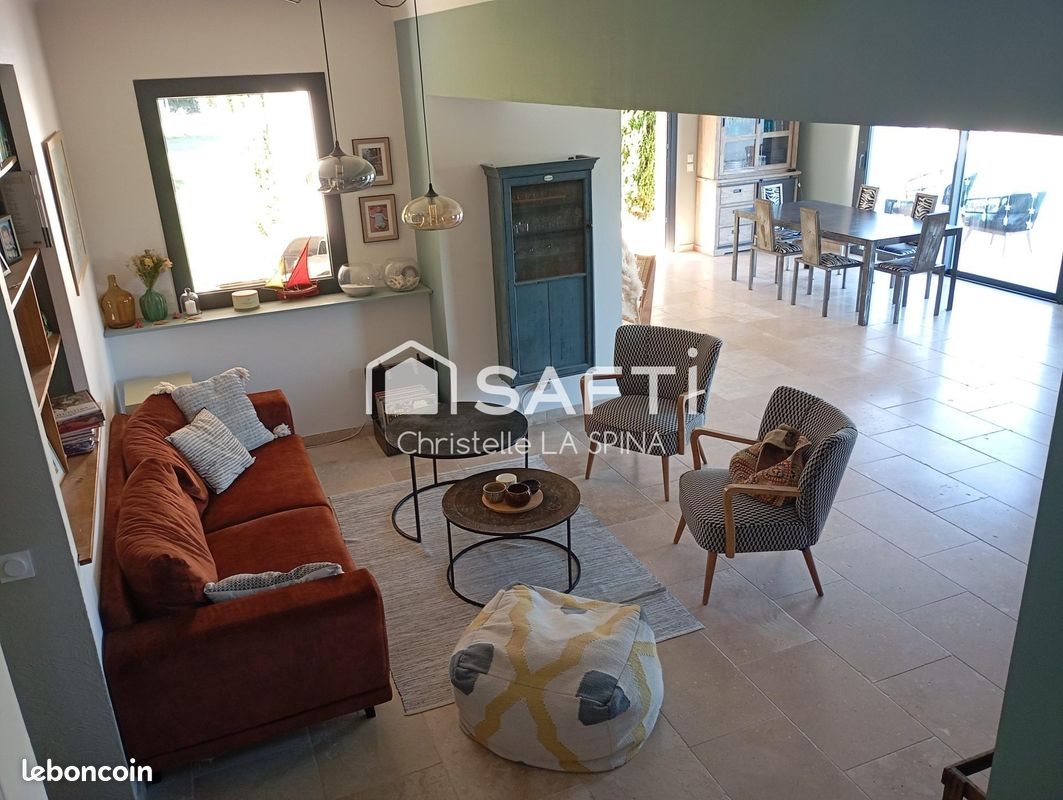 Appartement à vendre, 360m², Collias