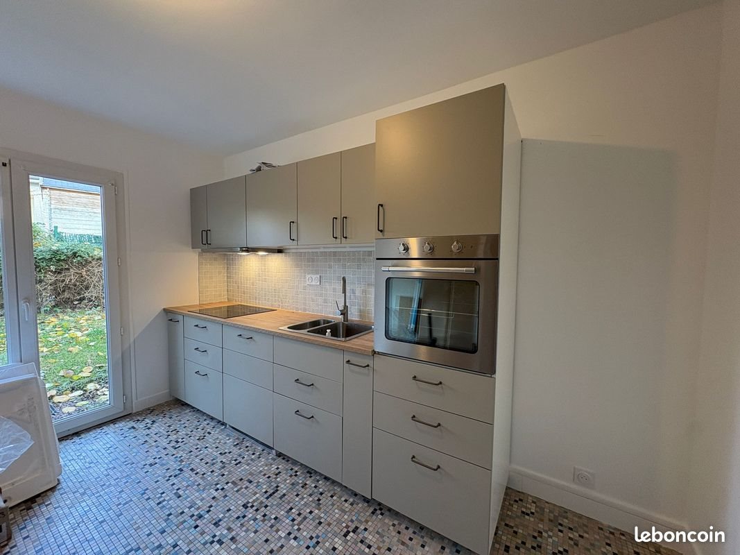 Maison à louer, 74m², Caen