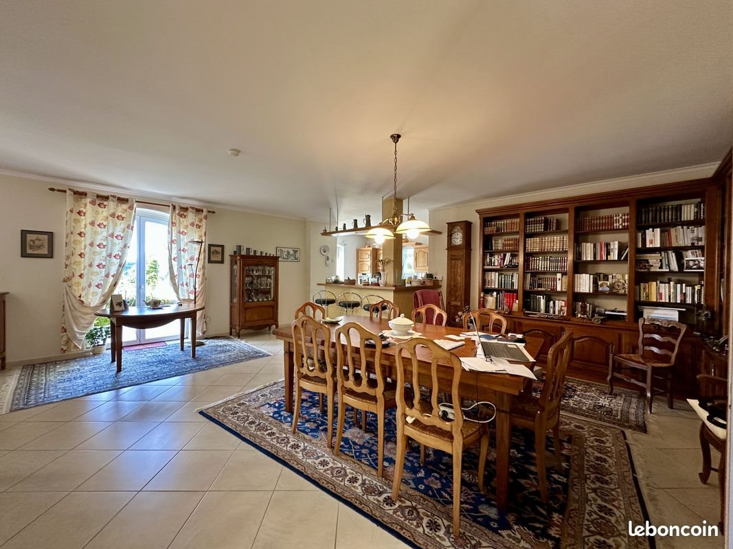 Maison à vendre, 201m², Sarlat-la-Canéda