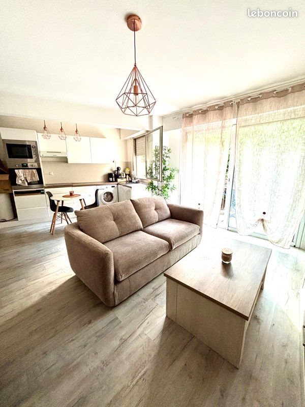 Appartement à louer, 35m², Menton