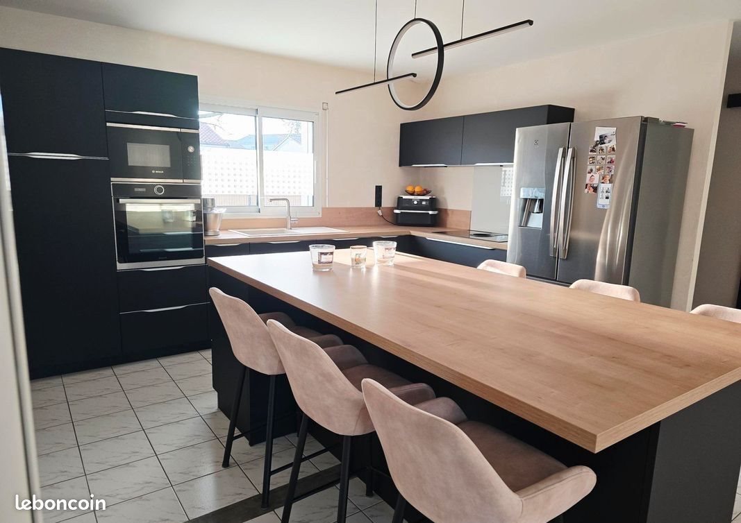 Maison à louer, 90m², Marsangy