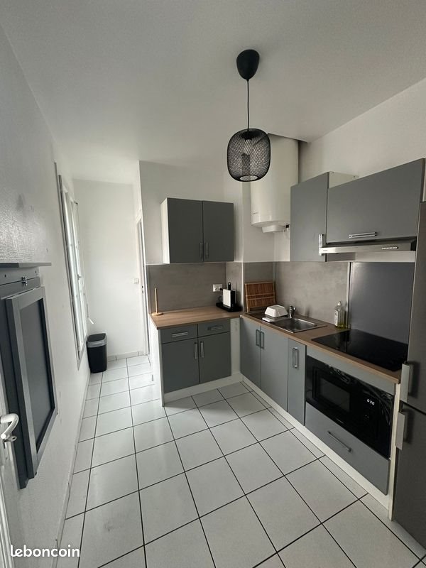 Appartement à louer, 38m², Bizanos
