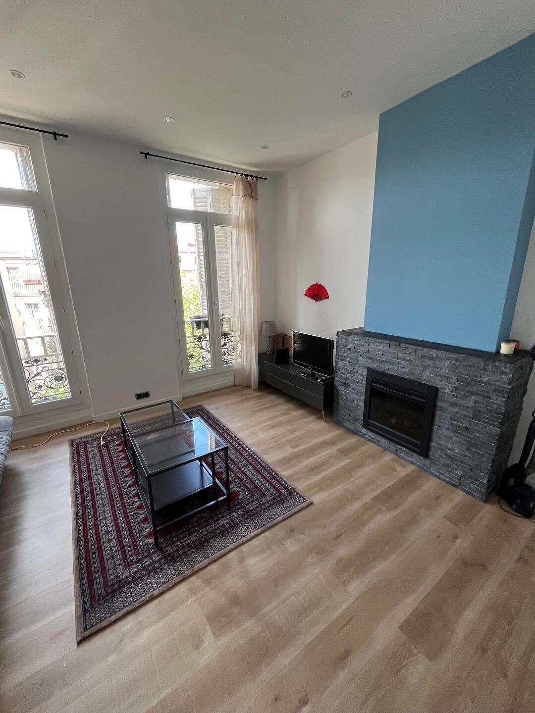 Appartement à louer, 58m², Marseille 6ème