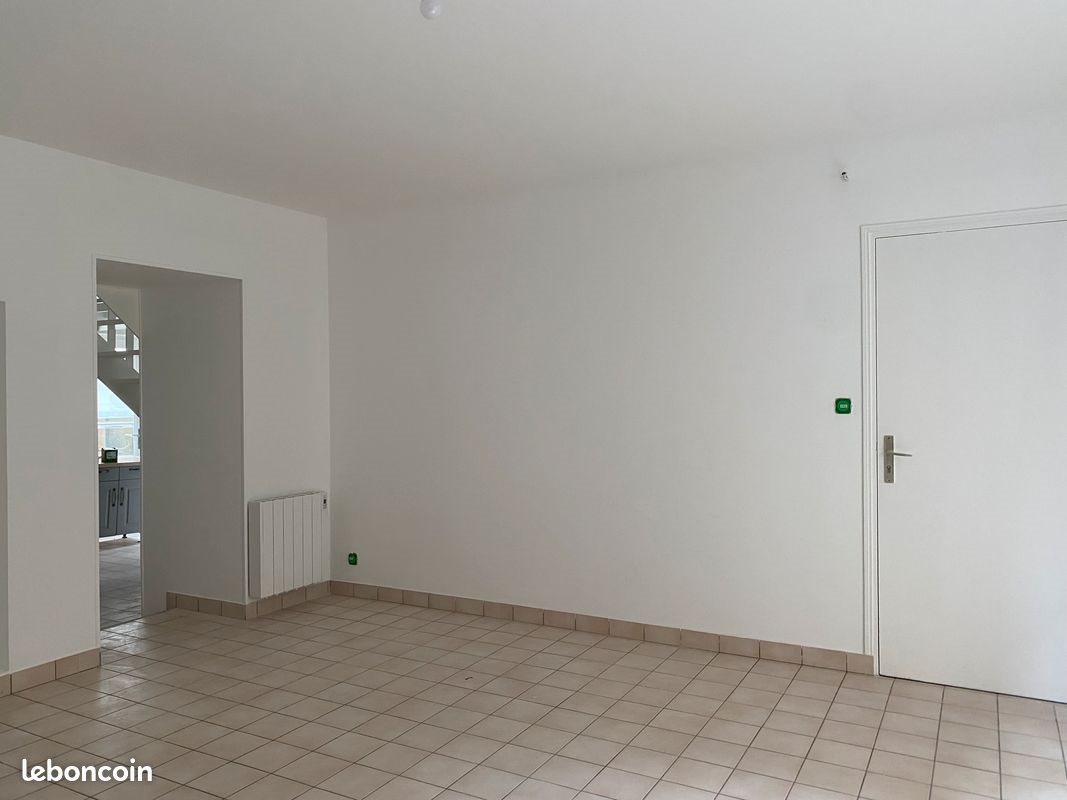 Appartement à louer, 73m², Janzé