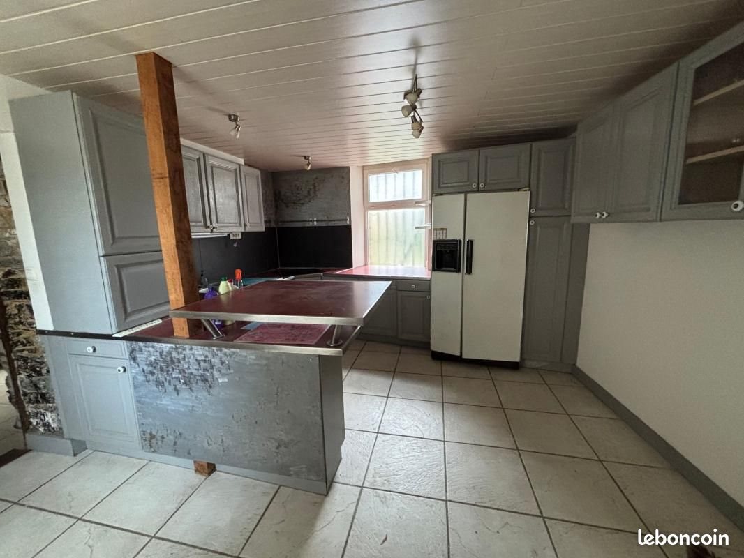 Maison à louer, 82m², Saint-Aubin-des-Châteaux