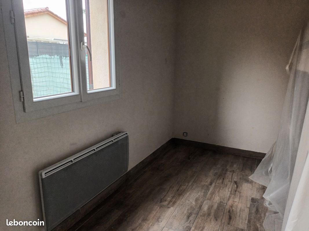 Maison à louer, 82m², Dauphin