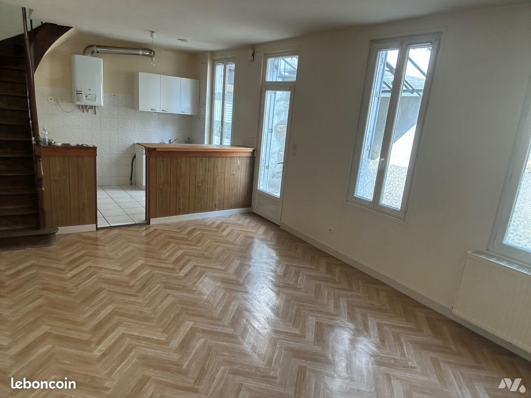 Maison à louer, 52m², Parthenay