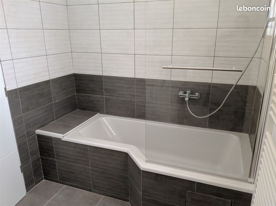 Maison à louer, 72m², Sainte-Anastasie-sur-Issole