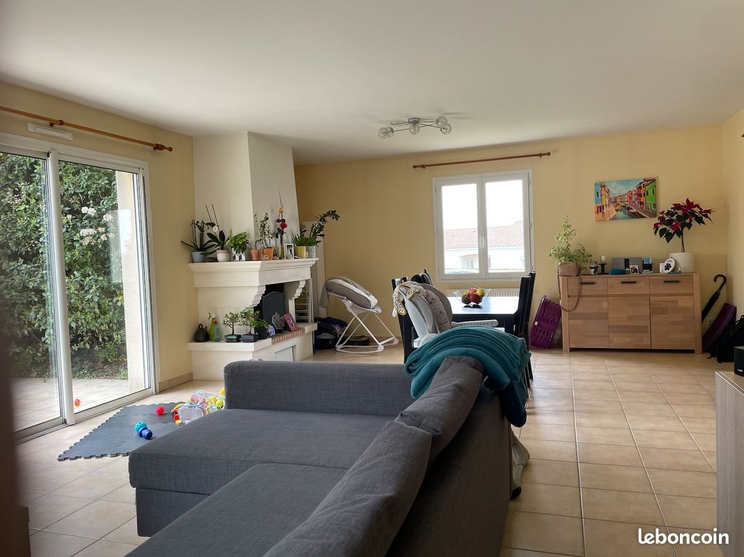 Maison à louer, 115m², Chauray