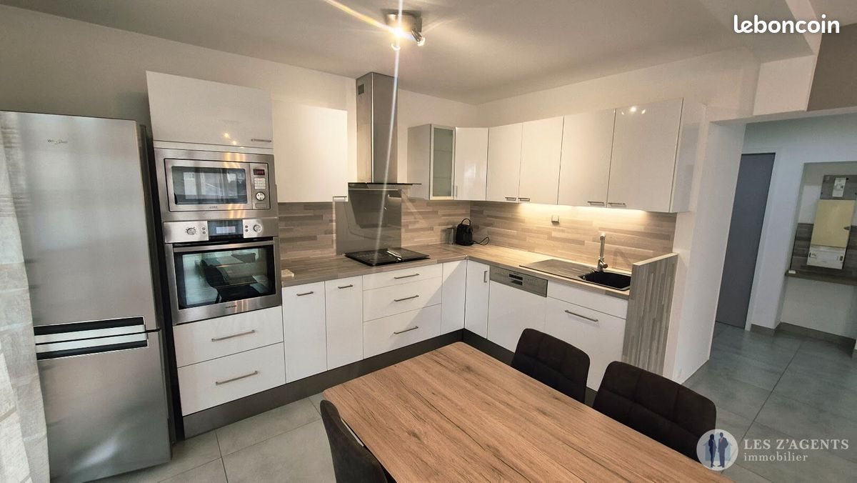 Appartement à louer, 68m², Seyssins