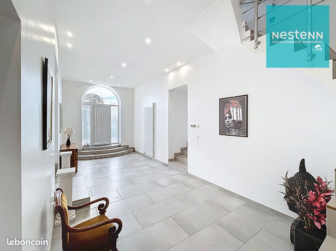 Maison à vendre, 217m², Montbrison