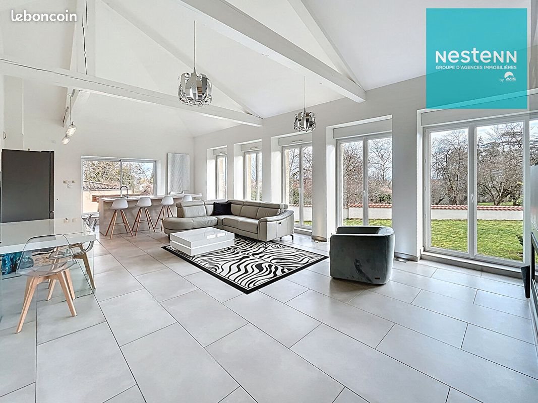 Maison à vendre, 217m², Montbrison