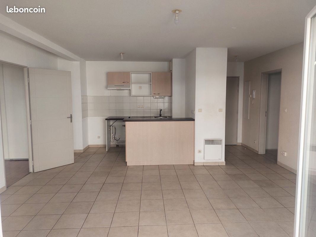 Appartement à vendre, 70m², Miramas