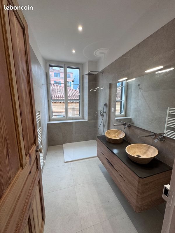 Appartement à louer, 125m², Corte