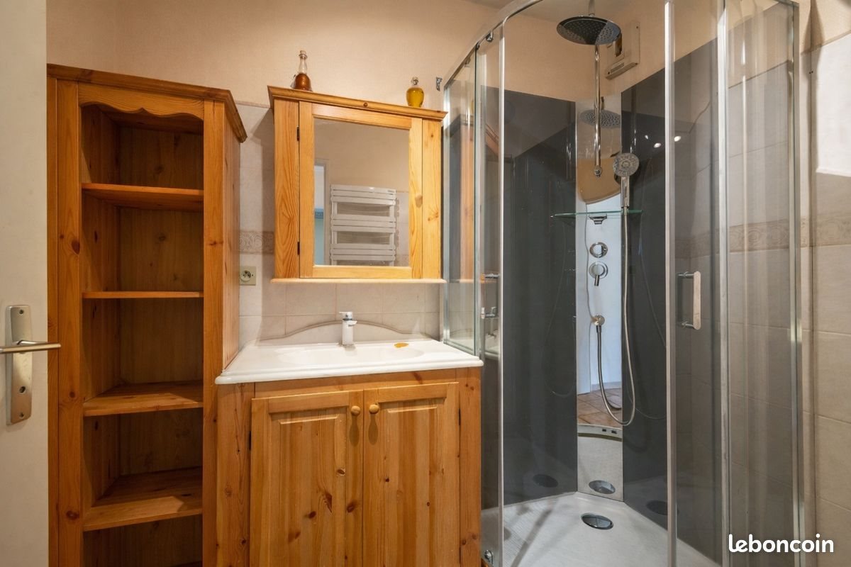 Appartement à vendre, 72m², Saint-Genis-Laval