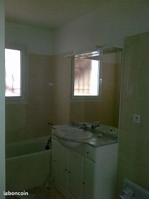 Appartement à louer, 65m², Urcuit