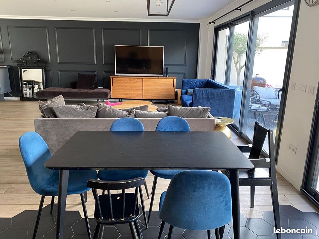 Maison à louer, 200m², Beauchamp