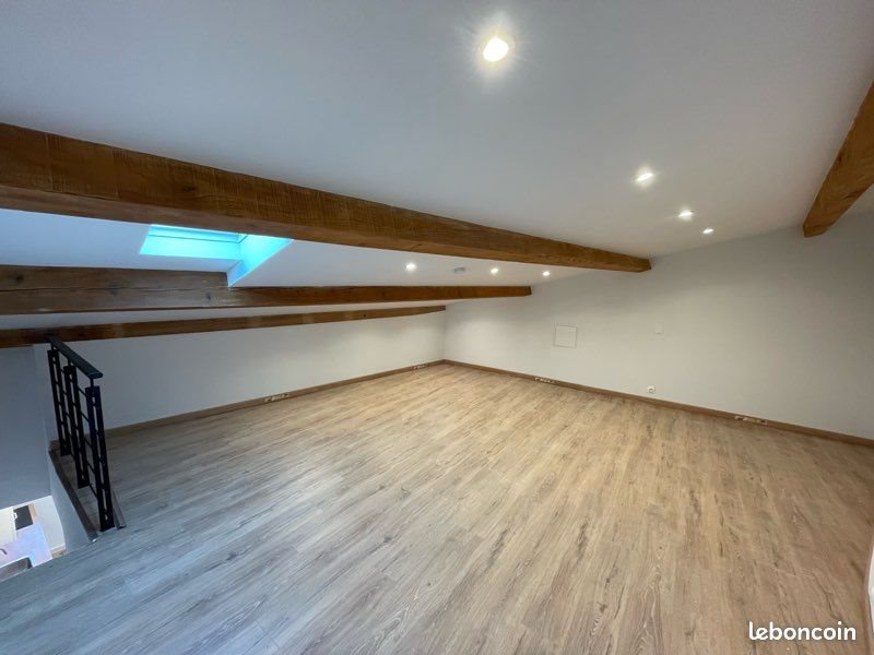 Appartement à louer, 78m², Saint-Cannat