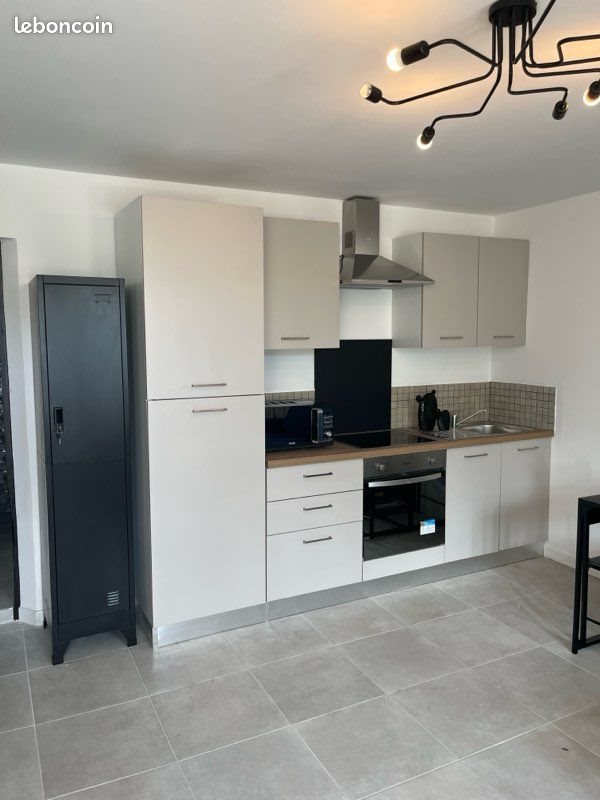 Appartement à louer, 25m², Vedène