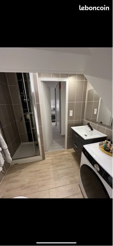 Appartement à louer, 40m², Saint-Etienne-de-Montluc