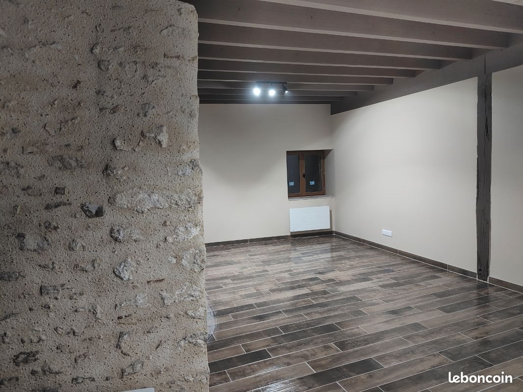 Maison à louer, 150m², La Chapelle-Saint-Martin-en-Plaine
