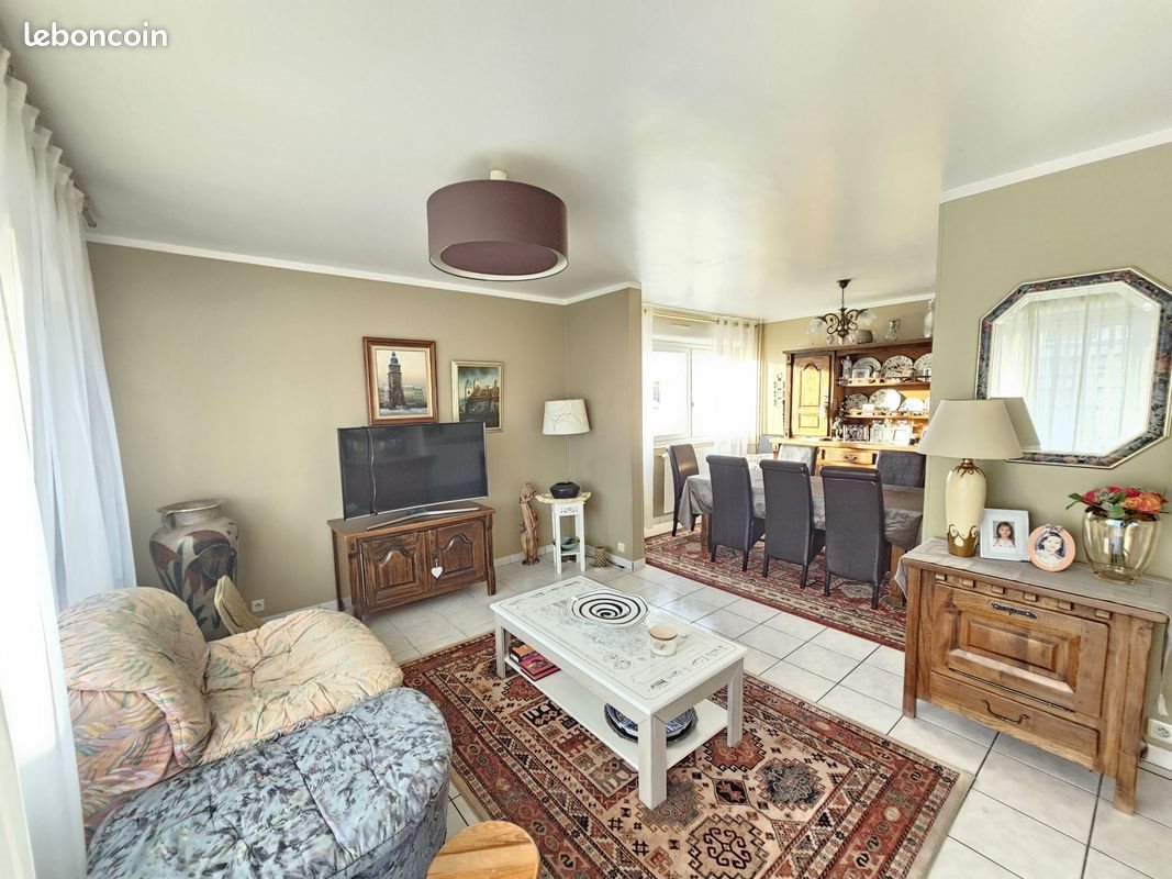 Appartement à vendre, 121m², Saint-Etienne