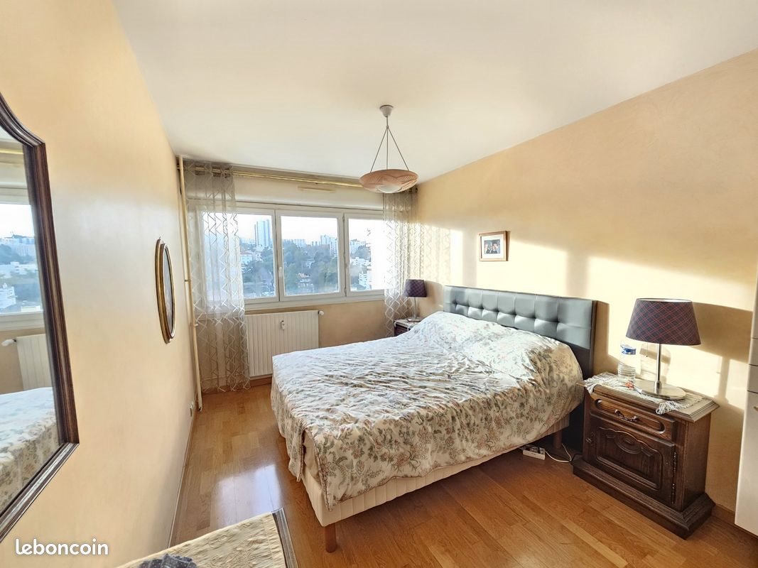 Appartement à vendre, 121m², Saint-Etienne