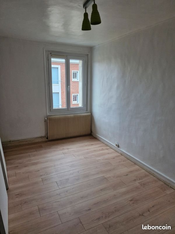 Appartement à louer, 90m², Grandvilliers