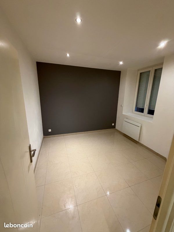 Appartement à louer, 60m², Roche-lez-Beaupré