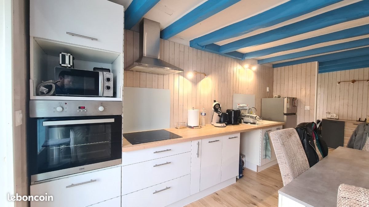 Maison à louer, 93m², Thénezay