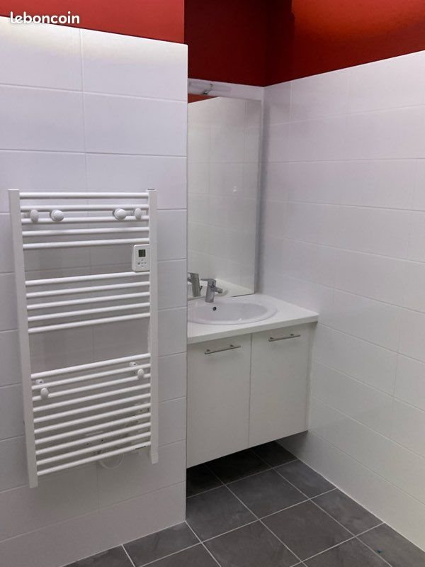 Appartement à louer, 80m², La Douze