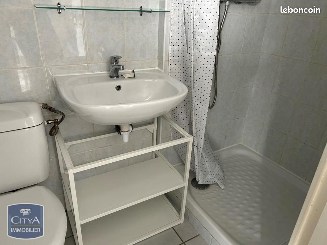 Appartement à louer, 16m², Saint-Etienne