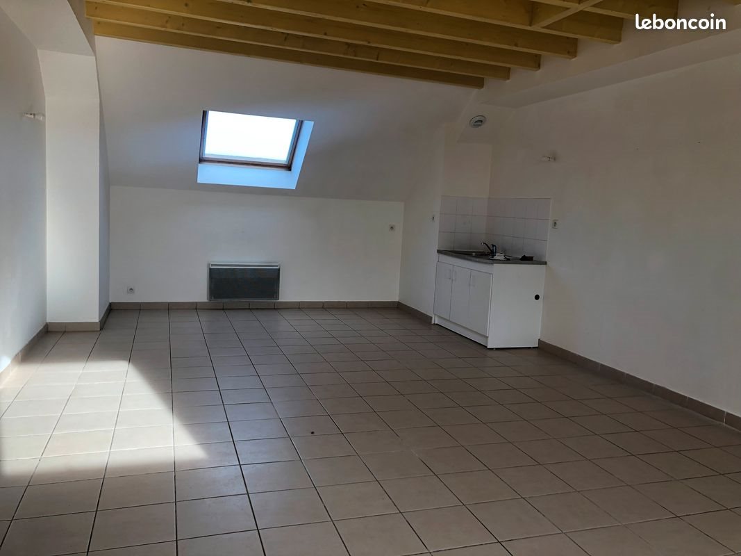 Appartement à louer, 77m², Bécon-les-Granits