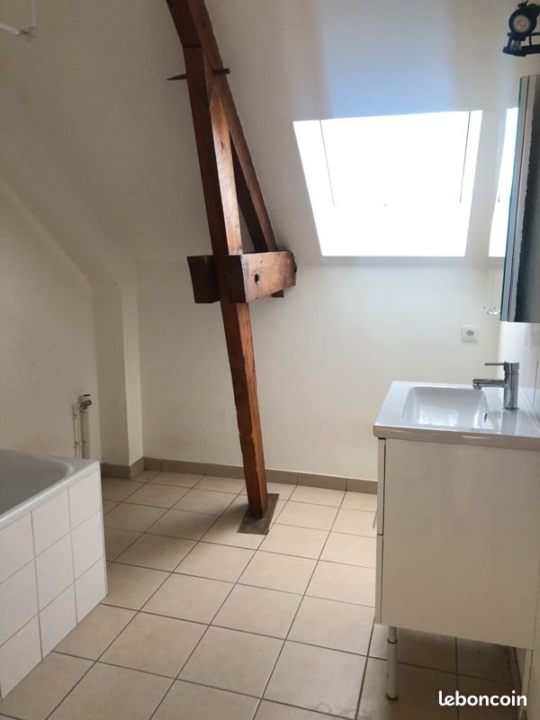 Appartement à louer, 77m², Bécon-les-Granits